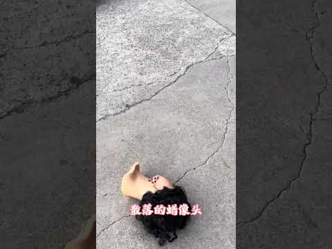 Moving wax figure head fell off, okay nothing broken