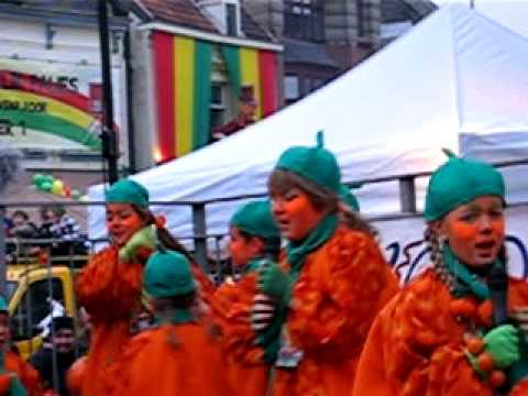 Loedoes Carnaval Sittard 2010.AVI