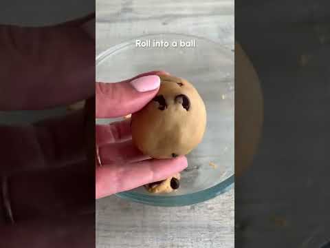 Microwave Chocolate Chip Cookies #recipe #cookie #cookiedough #tastyfood