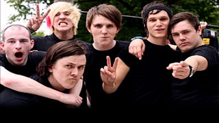 The Blackout - I Love Myself And I Wanna Live (Lyrics In Description)