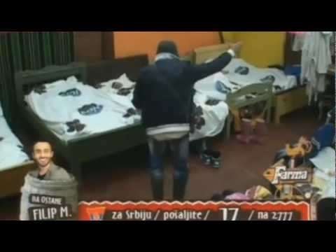 Farma 4: ERA ISTERAO STANIJU IZ KREVETA 4.04.2013