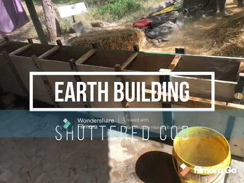 Earth Building: Shuttered Cob
