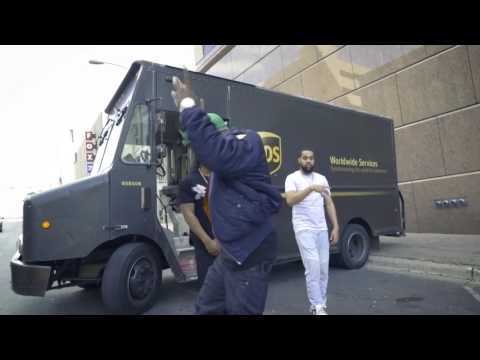 RONI RAXX - GAS IN FT. MITCHY SLICK & MEEZY