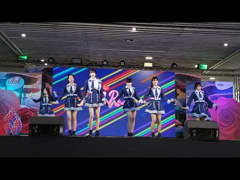 Iriz : ปลายสายรุ้ง [ Debut ] @ Idol Exchange "Idol In Wonder Land" - MBK【4K】
