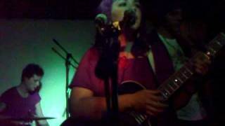 Estas que te pelas - Carla Morrison (Caradura)