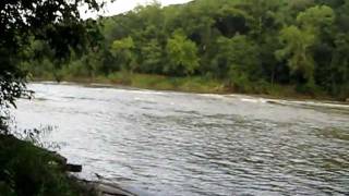 preview picture of video 'Chattahoochee River Kayaking'