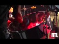 Philippe Lavil - Il tape sur des bambous en live ...
