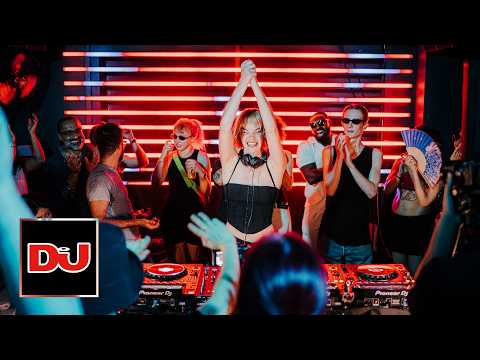 Estella Boersma Techno Set Live From DJ Mag HQ