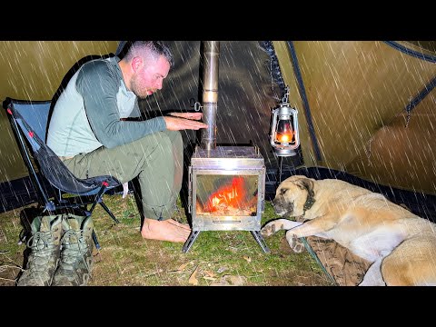 Heißes Zelt-Regencamping in einem WAHNSINNIGEN Sturm! – Camping bei starkem Regen und Gewitter!