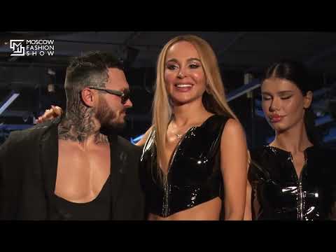 Moscow Fashion Show/ December 2022/ Fashion desinger Alex Krown/ Male model Milan Stankov