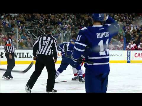 Wings @ Leafs - Mike Brown vs Garnett Exelby - 111001
