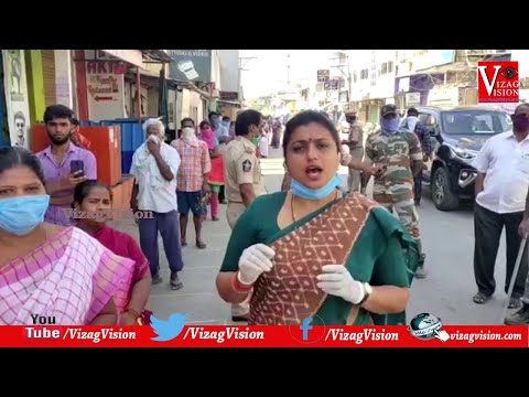 Distribution of Essential Goods & Food to Poor People in Visakhapatnam,Vizag Vision...