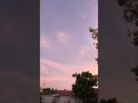 Swagwazz - ຟ້າຮ້ອງ ft. Fairygirl (Prod. Saka Ayumu)