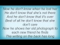 Billy Joe Royal - He Don't Know Lyrics_1