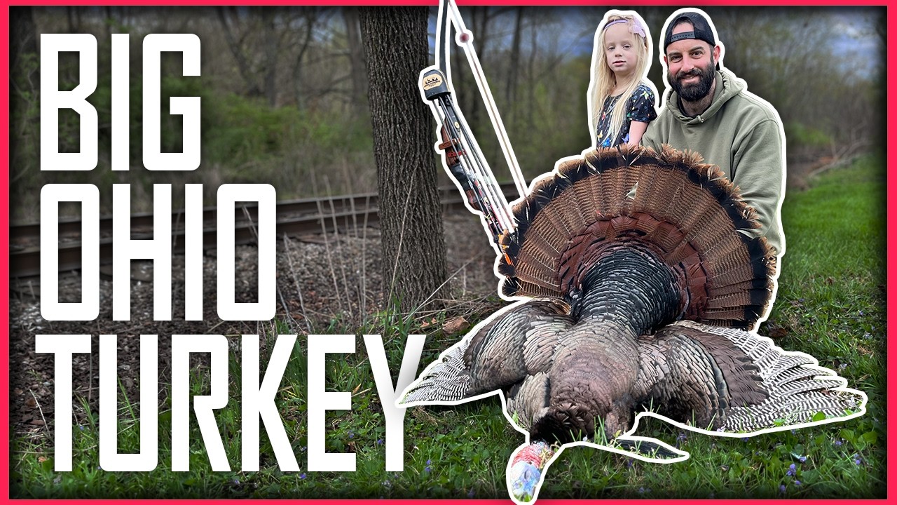 LONG BEARD WITH A BLACK WIDOW RECURVE | Traditional Bowhunting