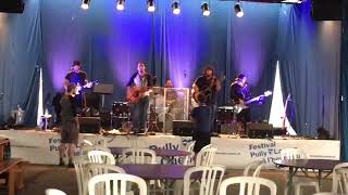 Les 2 frères, Comme Avant, Pully