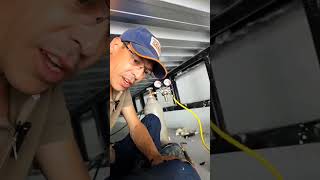 Como soldar com nitrogênio passante. Montagem de câmara fria Viana Refrigeração