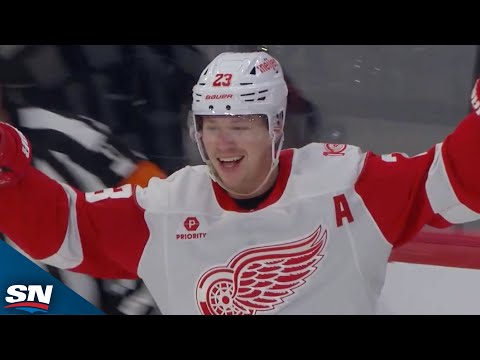 Red Wings' Lucas Raymond Capitalizes On Wild Deflection For Goal Vs. Canadiens