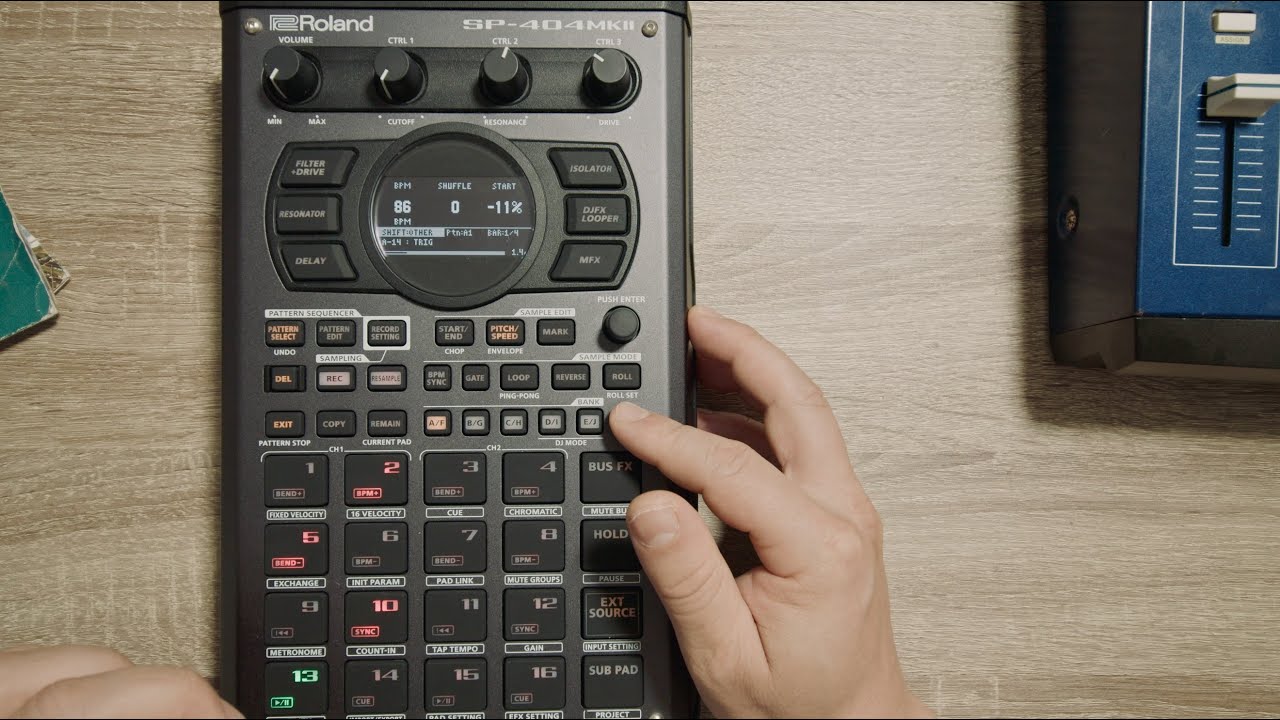 その他 Roland SP404 MK2 Amazon.co.jp: Roland ROLAND SP-404 MK II Sampler : Musical