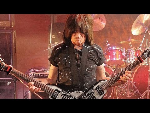 Carlos Lobo feat. Michael Angelo Batio - After the End of Art (Official Music Video)
