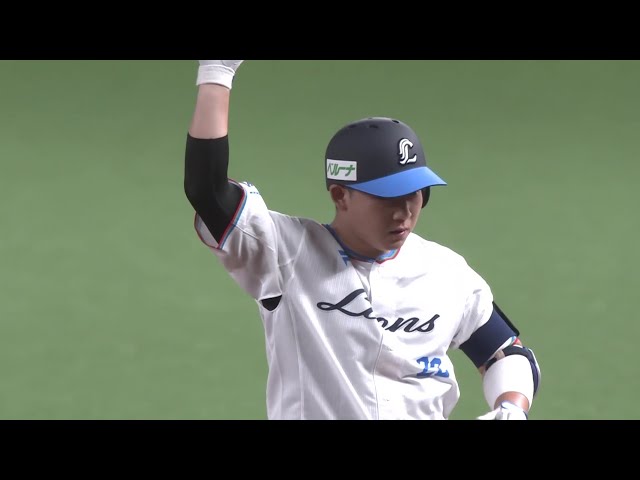 【4回裏】反撃開始!! ライオンズ・古賀悠斗 ライトへのタイムリーで1点を返す!! 2025年9月5日 埼玉西武ライオンズ 対 千葉ロッテマリーンズ