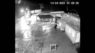 VIDEO: Urșii fac ravagii la Păltiniș - Au intrat într-un chioșc de gogoși și o cabană 2 video