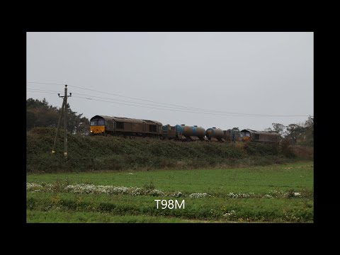 Class 66 Rail Head Treatment Train (66426 & 66428)