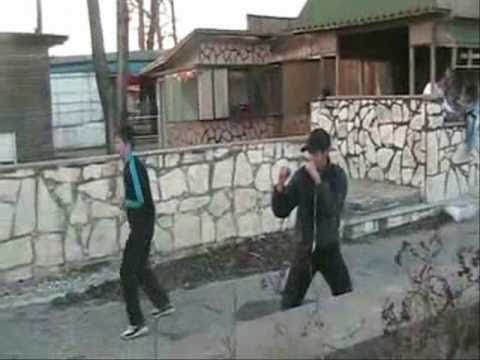Friends fight (Navodari)  Partea 1/2