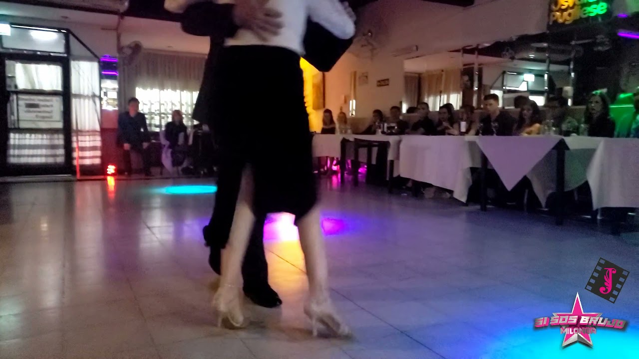 Jesus Velazquez & Monica Parra || Que falta que me haces