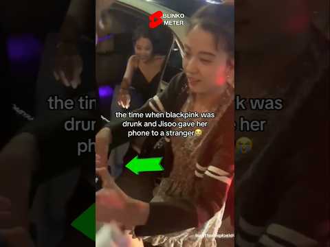 Help Jisoo be giving her phone to a stranger 😭💔 #blackpink#jennie#jisoo#lisa#rosé#kpop#shorts
