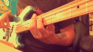 &quot;TONIGHT THE BOTTLE LET ME DOWN&quot; by Merle Haggard BASS GUITAR COVER Boosted