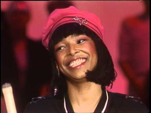 Dick Clark Interviews Siedah Garrett -  American Bandstand 1985