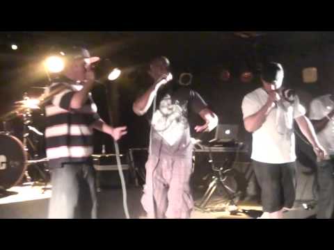3r1pl3 Threat - LIVE Performance at the Token Lounge HD