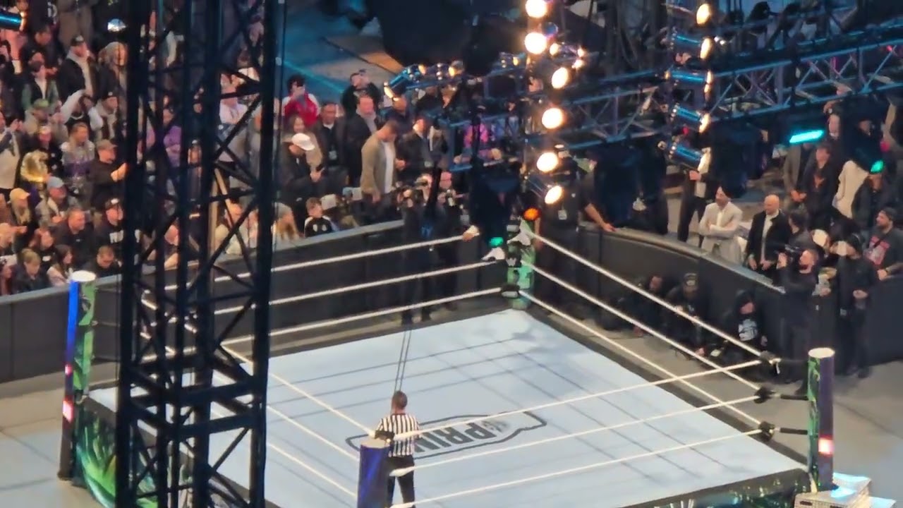 WrestleMania XL Night 2- LA Knight Entrance #WWE #WrestleManiaXL #WrestleMania