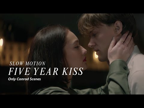 Bonrad first kiss after five years | Slow motion