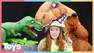 엘리와 공룡의 다이노밀 보드게임 대결 놀이 | 캐리앤 토이즈