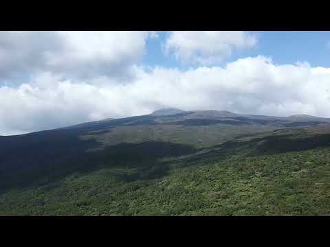Vista de cima do pico mais alto da Coreia, o Monte Hallasan na Ilha de Jeju.