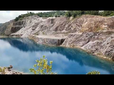 Pepsi Blue Lake. Cantik tapi bahaya.