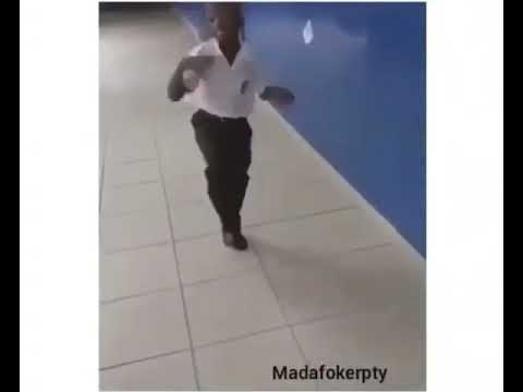 NIÑO BAILA LOCO FEFO😂