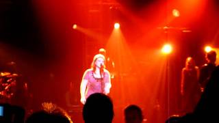 Kelly Clarkson - Save You - Live - 7th Feb 2010 Manchester Apollo tour HD