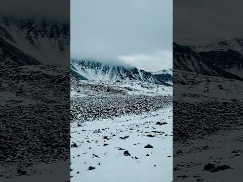 #hiwu paryo fururu himali vegai ma #nature #army 🏔️🌧️⚔️ #love