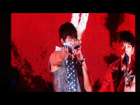 KBS NYC Free Concert 100911 2PM [Hands Up Performance]