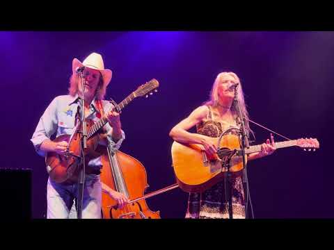 Gillian Welch & David Rawlings - Revelator / Going Down the Road Feeling Bad • The Capitol Theatre