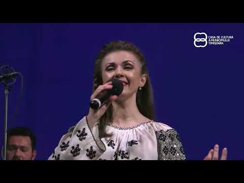 Andreea VOICA, Răzvan RĂDOS și Corala CONTRAST