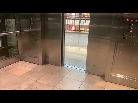 Montgomery Glass (Scenic) Hydraulic Elevator - Eden Prairie Center - Eden Prairie, MN