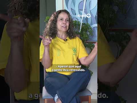 Família com polidactilia já está pronta pra comemorar o hexacampeonato do Brasil