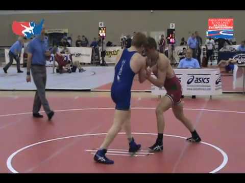 University Greco 74kg: Aaron Briggs vs. Dominic Borelli