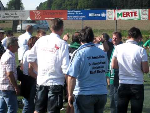 Bezirksligameister 2010|11: SV Hüsten 09 (Aufstiegsfeier in Wormbach)