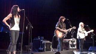 Jill Hennessy - &quot;Galileo&quot; with the Indigo Girls