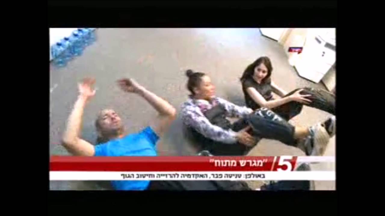 טניטה פבר מתארחת בערוץ הספורט אימון לשריפת שומן ב 5 דקות